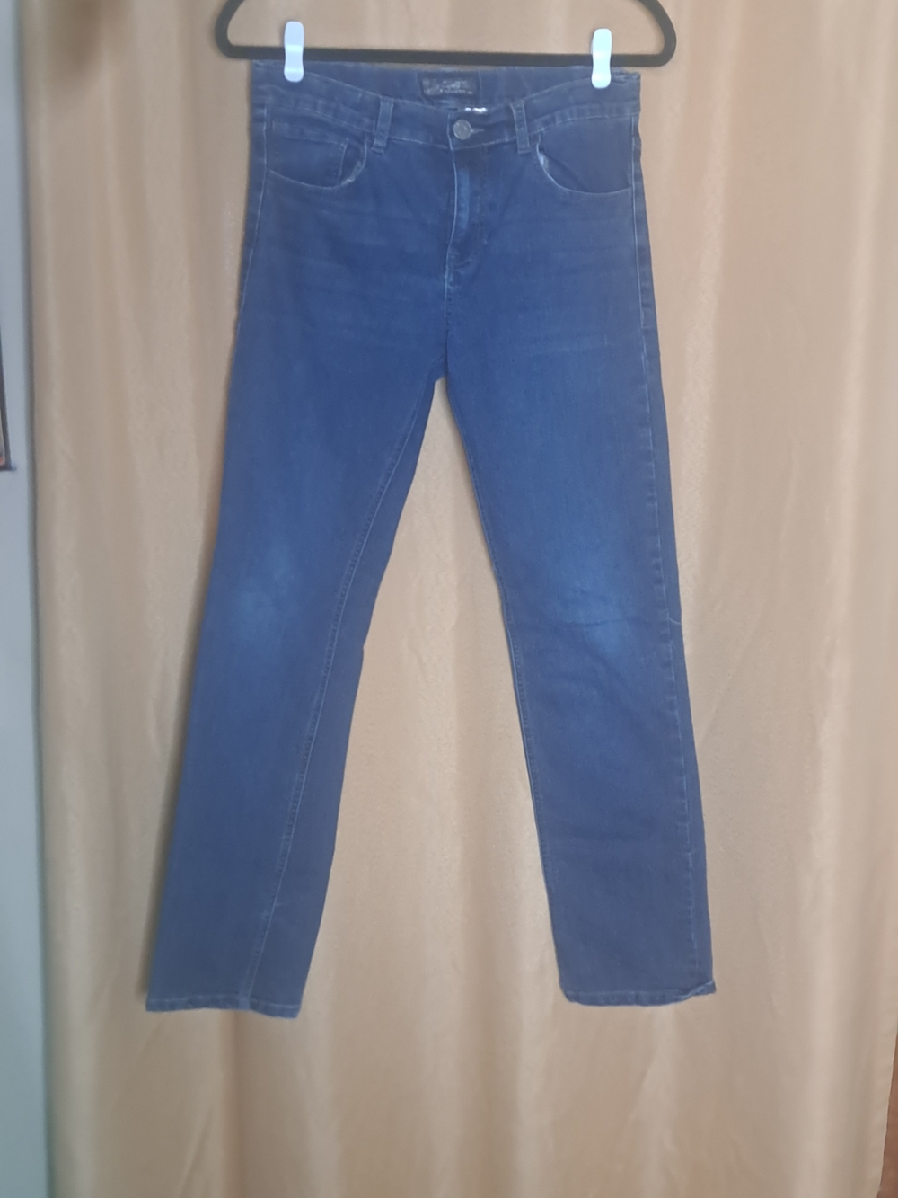 Silver Jeans Women's Straight-Leg Jeans in Classic Blue. Sz 16. 30" Waist. 30" L